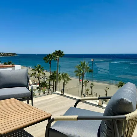 Sunnypalms - Beachfront Penthouse With Stunning Sea View Естепона