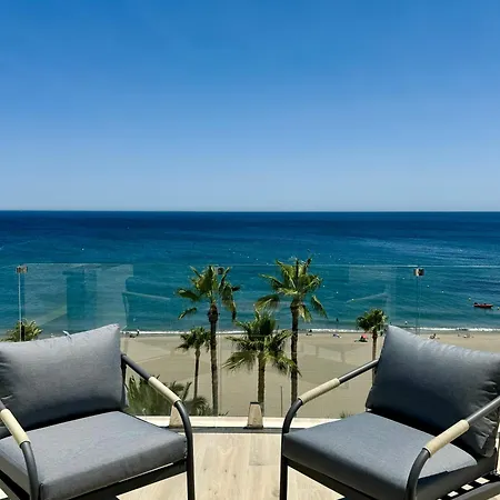 Sunnypalms - Beachfront Penthouse With Stunning Sea View Apartmán
