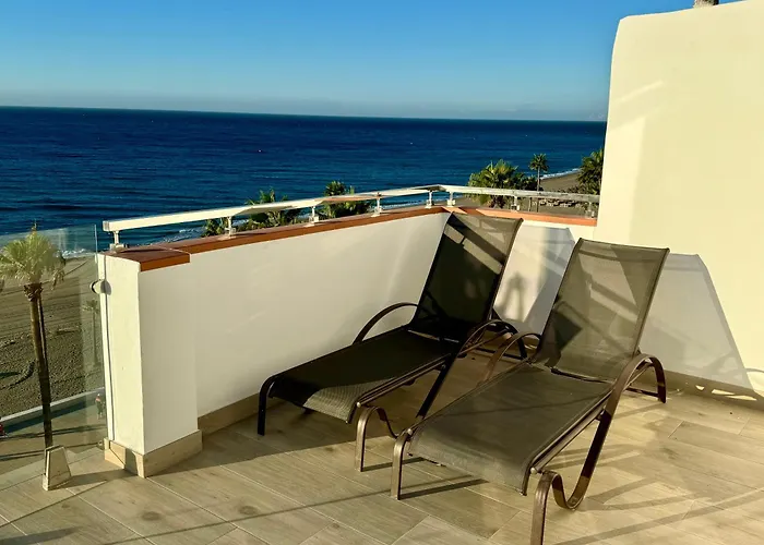Sunnypalms - Beachfront Penthouse With Stunning Sea View Эстепона