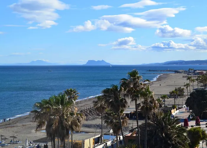 Sunnypalms - Beachfront Penthouse With Stunning Sea View Διαμέρισμα