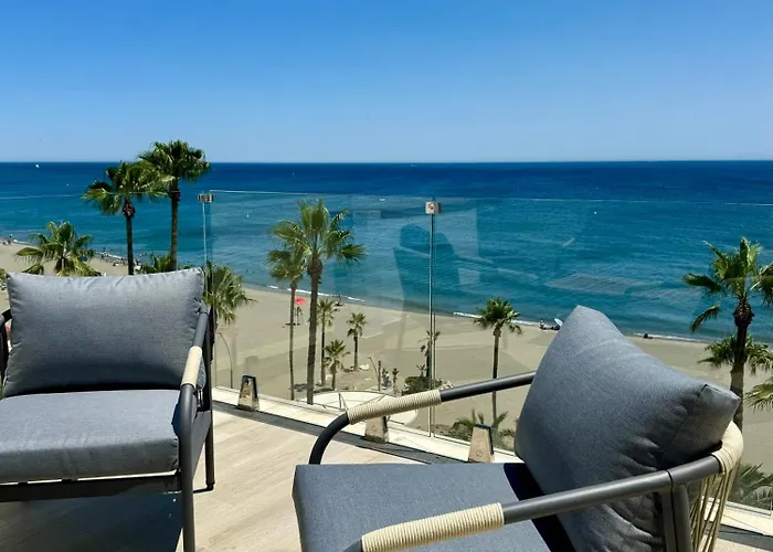 Sunnypalms - Beachfront Penthouse With Stunning Sea View *